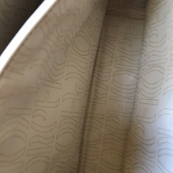 KORET Vintage Saffiano Leather Bag Top Holder - Picture 16 of 16